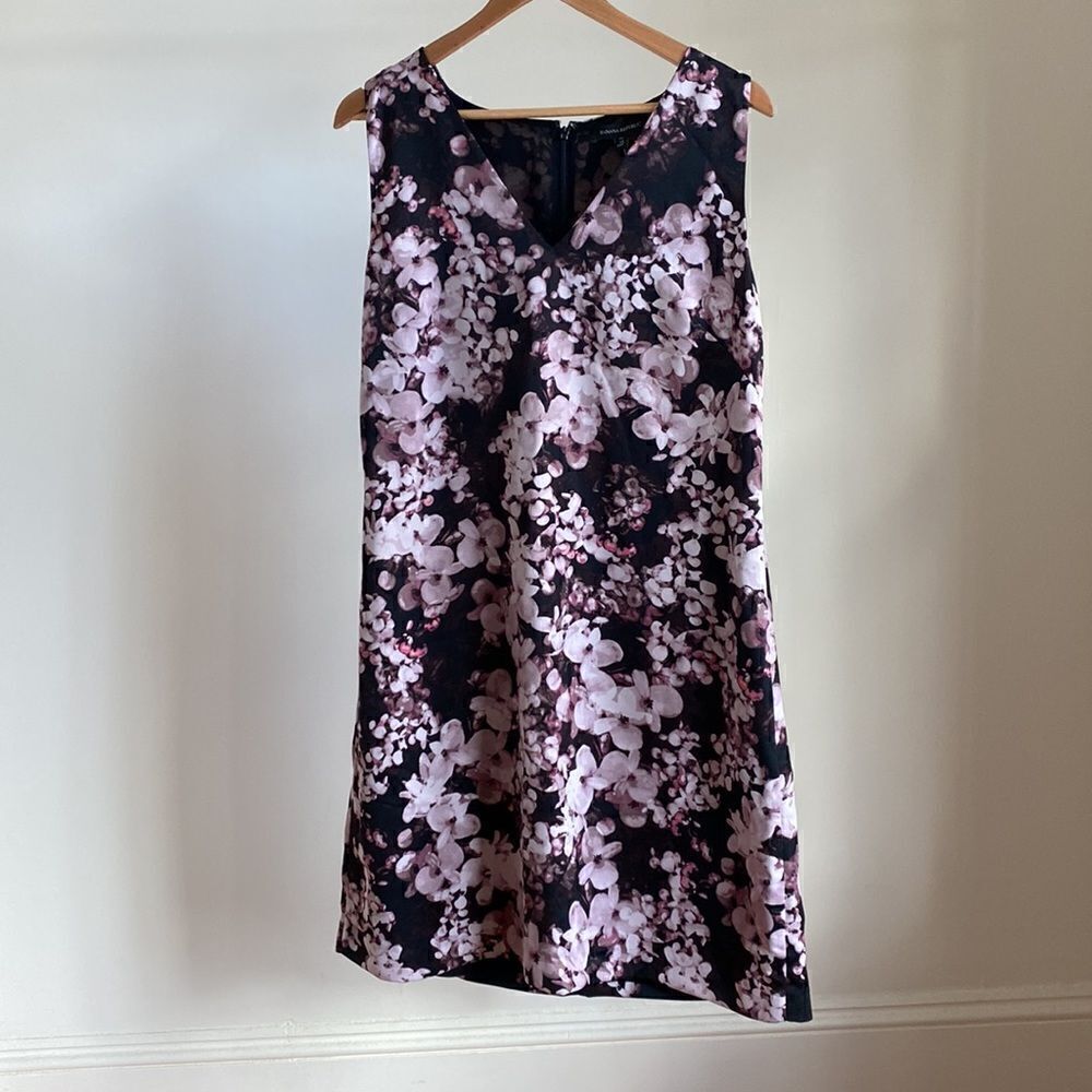 NWT Sleeveless V-neck Floral Shift Dress by BR - Picture 4 of 13